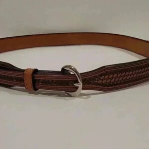 Hand-made Leather Belt 1 1/4" to 3/4" NWOT